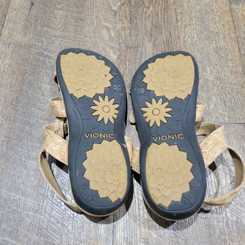 Vionic Amber Sandals - image 7